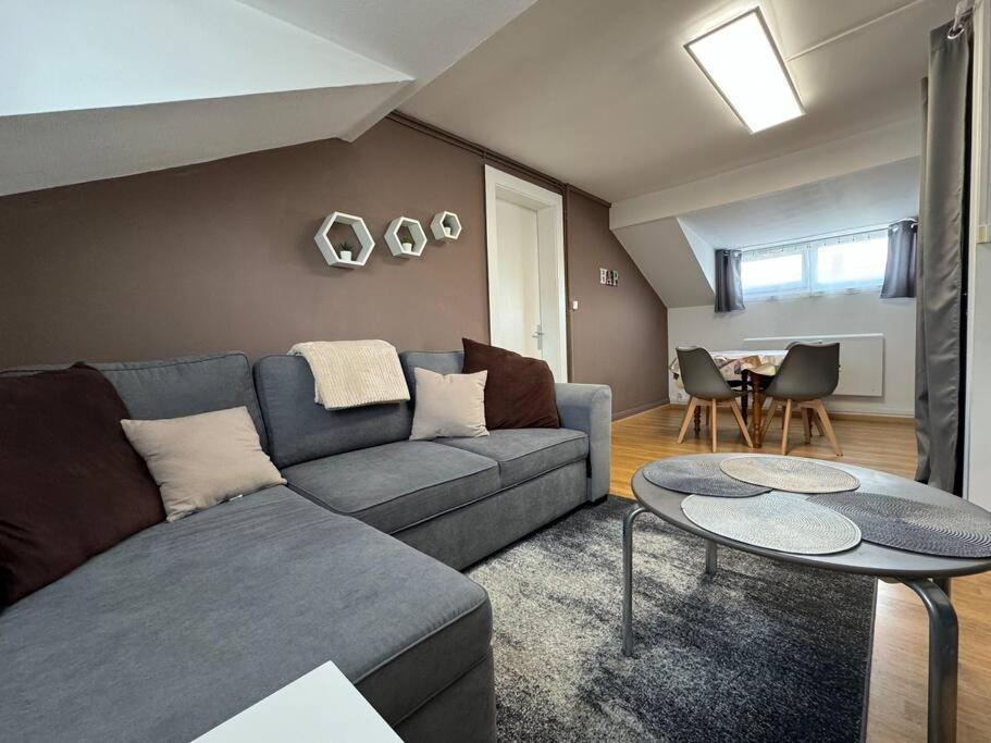 Le Sochalien - Appt 6 Pers - Confort - Proche Peugeot * Sochaux